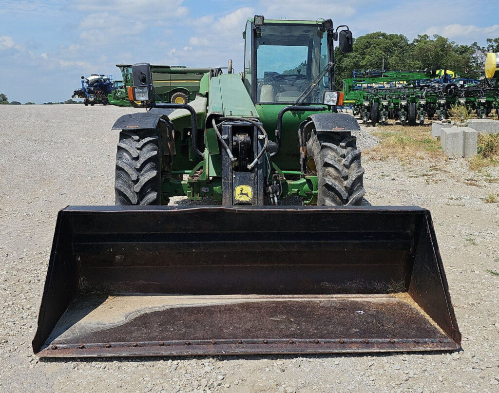 2002 John Deere 3400
