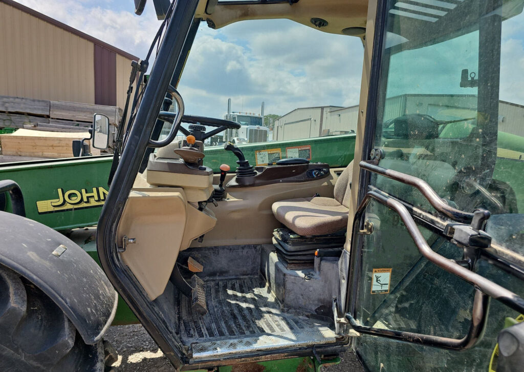 2002 John Deere 3400